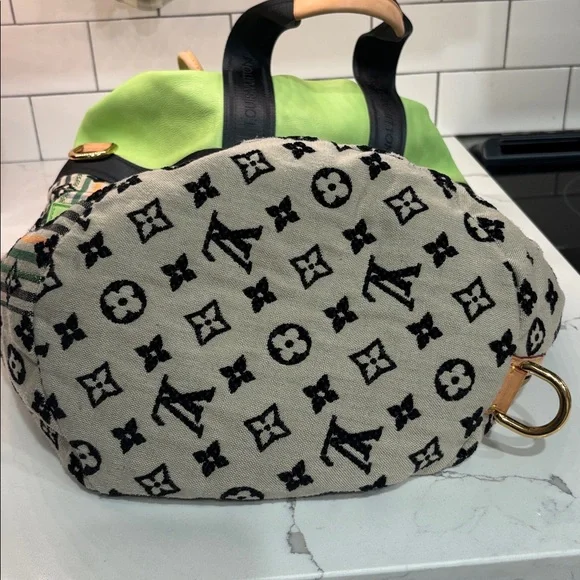 Louis Vuitton Cheche Gypsy Handbag Monogram Jacquard GM 💚 🖤